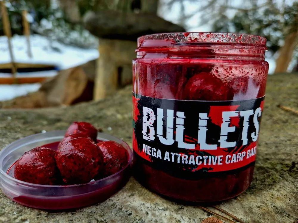 G.B.U. Boilies v dipu Bullets Strawberry Punk 200g - 20mm
