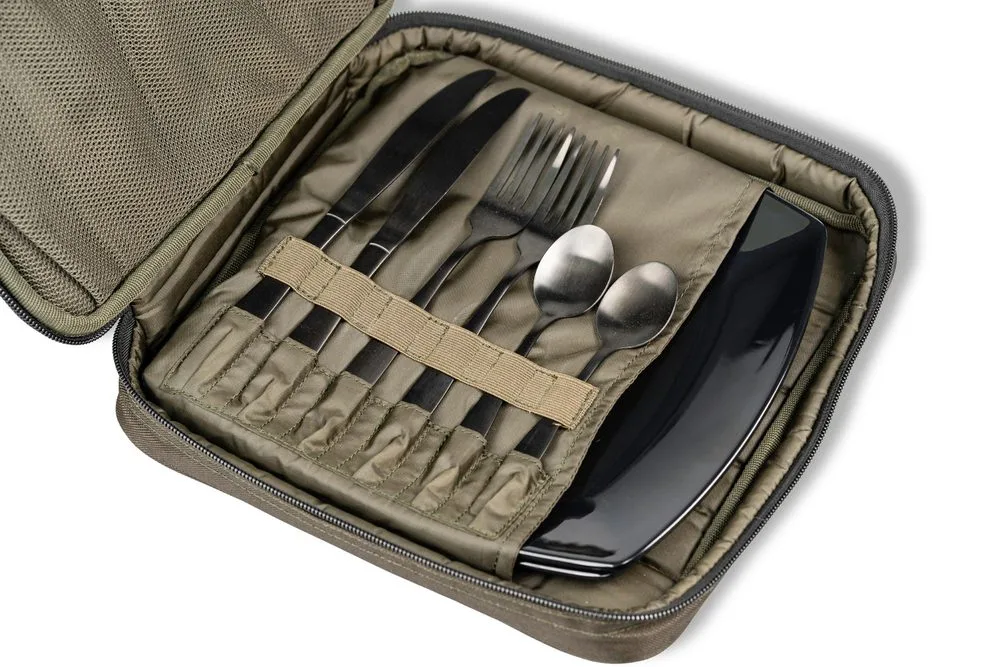 Nash Jídelní Sada Bank Life Dining Set