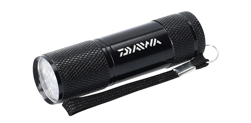 Daiwa lampa uv torch