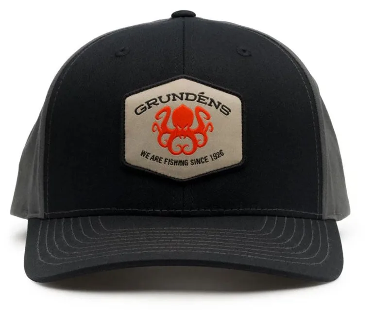 Grundéns kšiltovka kracken trucker black/charcoal