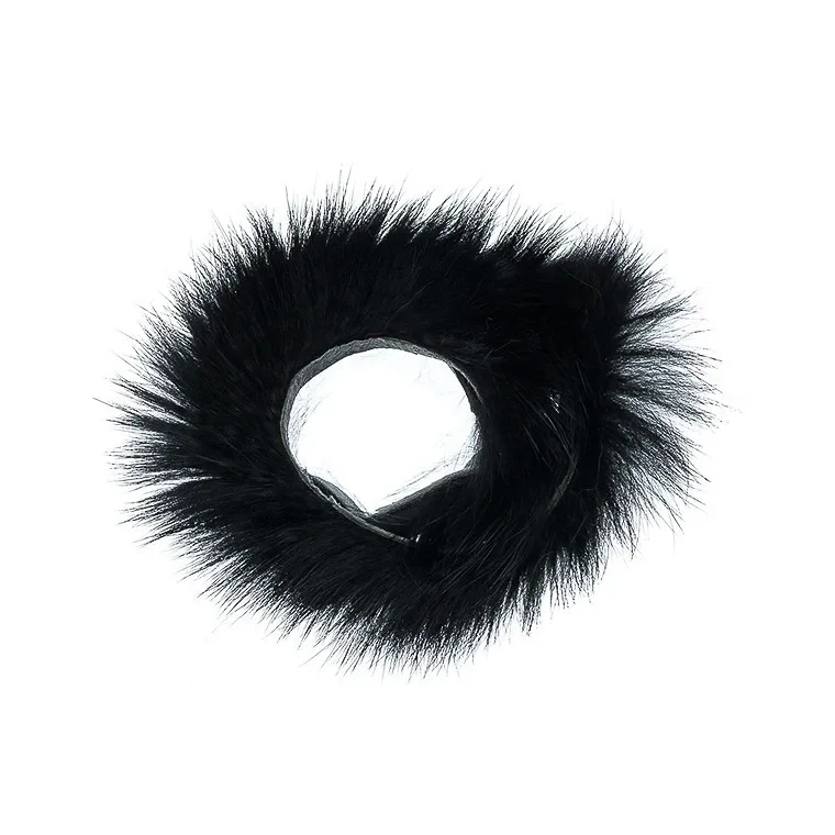 Hends Proužky Králičí Kůže Zonker Strips Rabbit Black Rozměr: 4mm