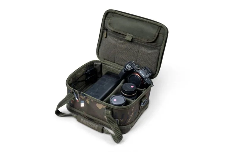 Nash Taška Subterfuge Hi Protect Tech Bag