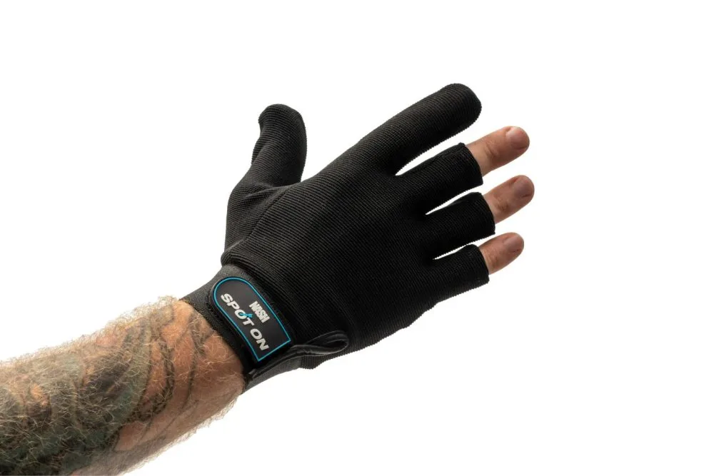 Nash Nahazovací rukavice Spot On Casting Glove - Pravá
