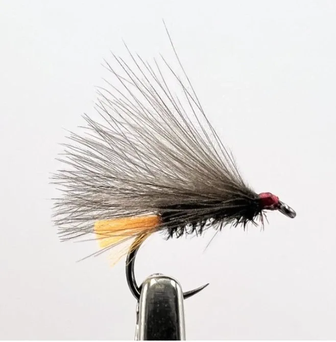 AzFishing AZ-Fishing Suchá Muška Chrostík Orange Tag Velikost háčku: #16