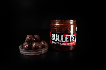 G.B.U. Dipované boilies BULLETS SQUID 77 200g - 20mm